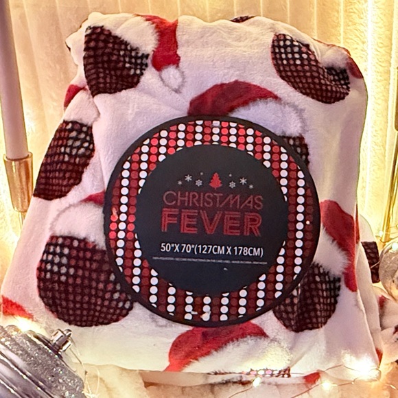 Christmas Disco ball with Santa Hat Blanket - Picture 4 of 7